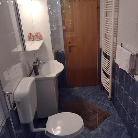 Πανσιόν Kalauz 3*